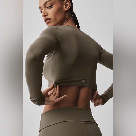 Alosoft Crop Finesse Long Sleeve - Picture 2 of 5